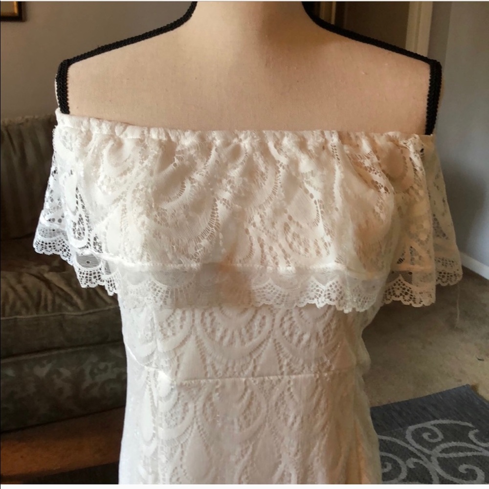 Off the Shoulder White Lace Dress